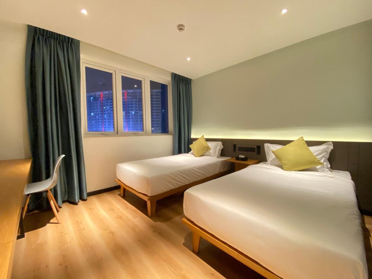 Yunfan Hotel Phnom Pen Exterior foto