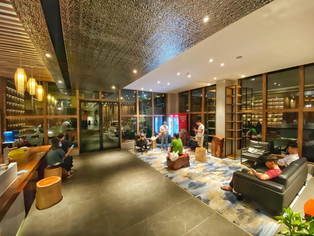 Yunfan Hotel Phnom Pen Exterior foto