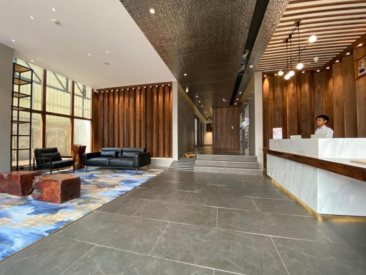 Yunfan Hotel Phnom Pen Exterior foto